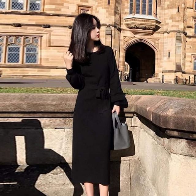 Váy len thắt đai eo