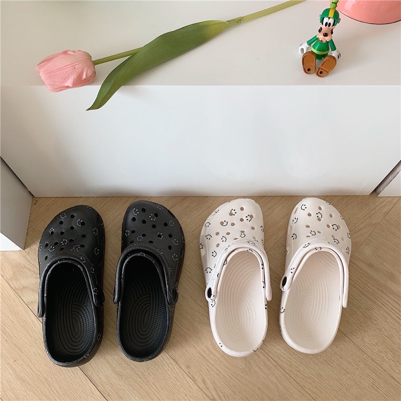 Sục Crocs Mặt Cười