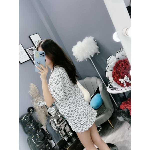 Áo Mikenco Monogram Tshirt Chính Hãng Chất Cotton Đẹp, Áo Phông Nam Nữ Mikenko Hoạ Tiết Chữ Vòng Cổ W