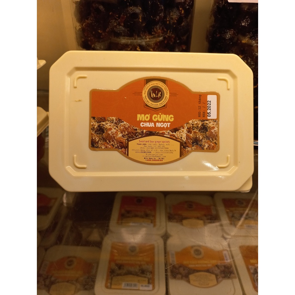 Ô mai Vạn Lợi - Mơ gừng chua ngọt - Hộp 350gr / 500gr
