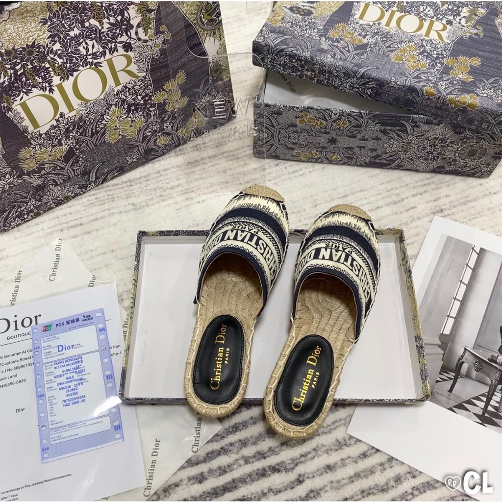 Dép sục thêu chữ đế cói cao cấp full box