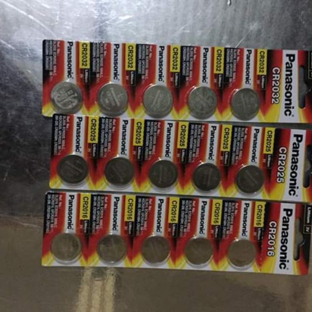 Pin vỉ cúc áo panonic mã 2016/2025/2032 made in Indonesia rất tiện dụng