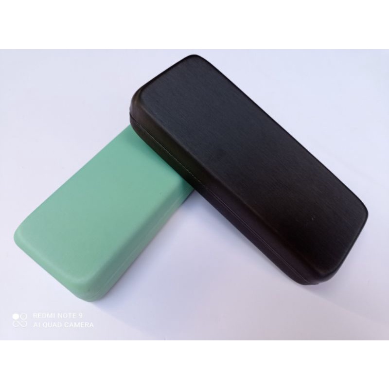 Hộp gọng vuông fashion