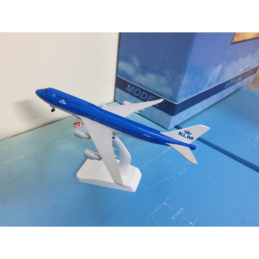 Mô hình máy bay Boeing 747 KLM 20cm có bánh xe