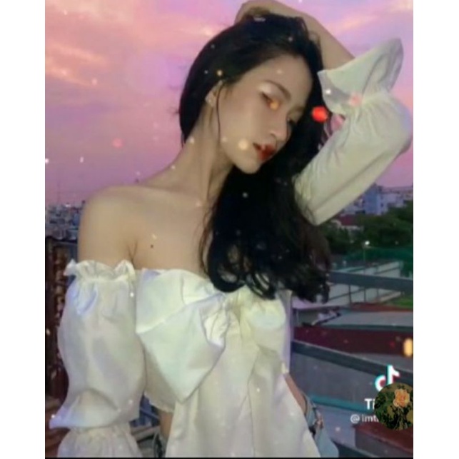 ÁO TRỄ VAI TAY PHỒNG NƠ TO