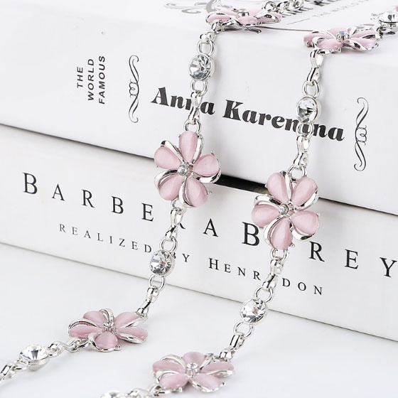 Thắt lưng dây xích chuỗi hoa đá, đai váy nữ hoa 5 cánh móc xích kim loại