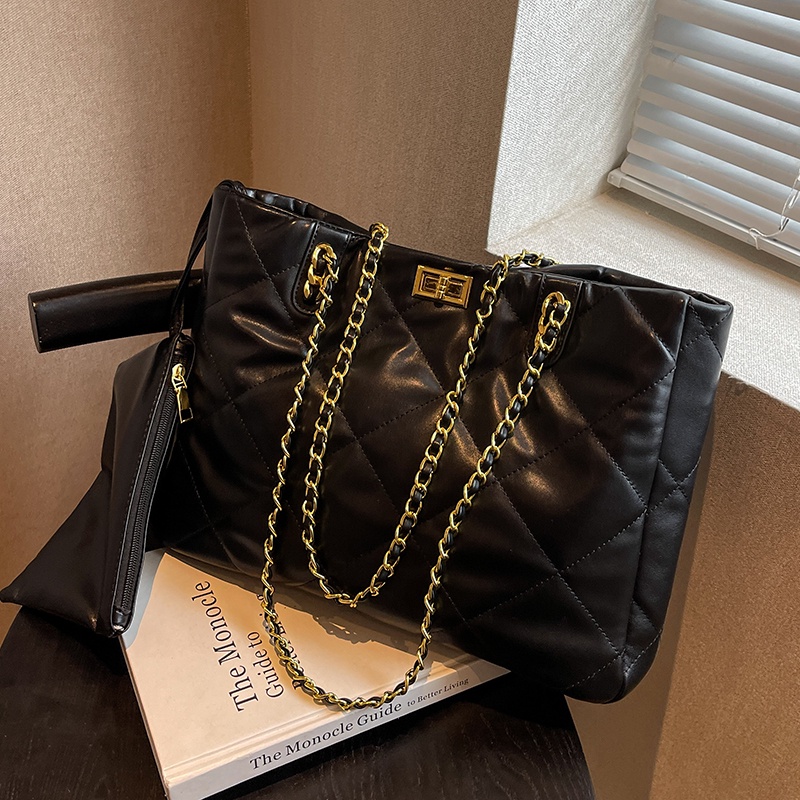 D374 Túi xách thời trang chất da mềm khóa bấm kèm ví nhỏ