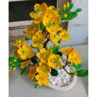 Chậu hoa mai- hoa đào móc len chưng tết