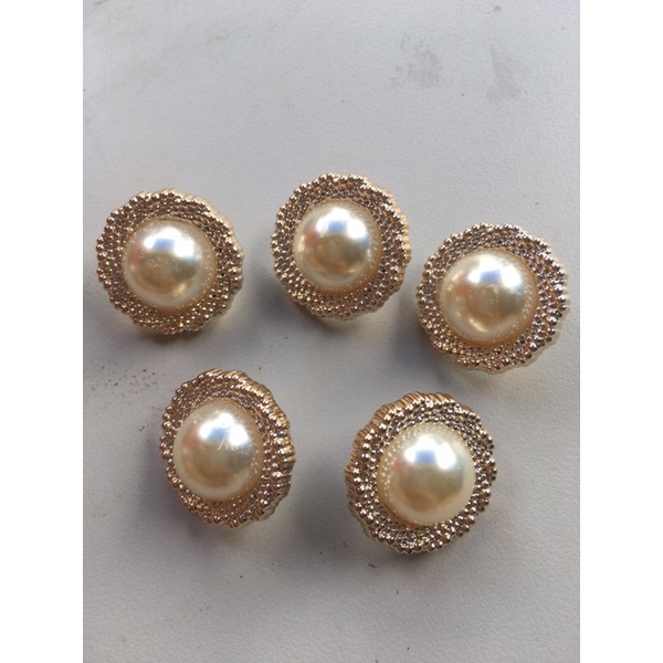 Nút ngọc đường kính 1.8CM đơm kết trang trí trên áo váy...