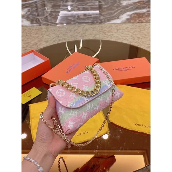 TÚI ĐEO BỤNG VỀ TAY | BigBuy360 - bigbuy360.vn