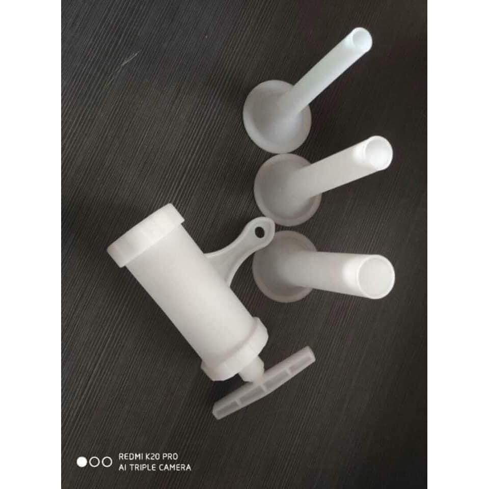 Dụng cụ nhồi thịt, xúc xích lạp xưởng bằng tay nhanh chóng, tiện lợi