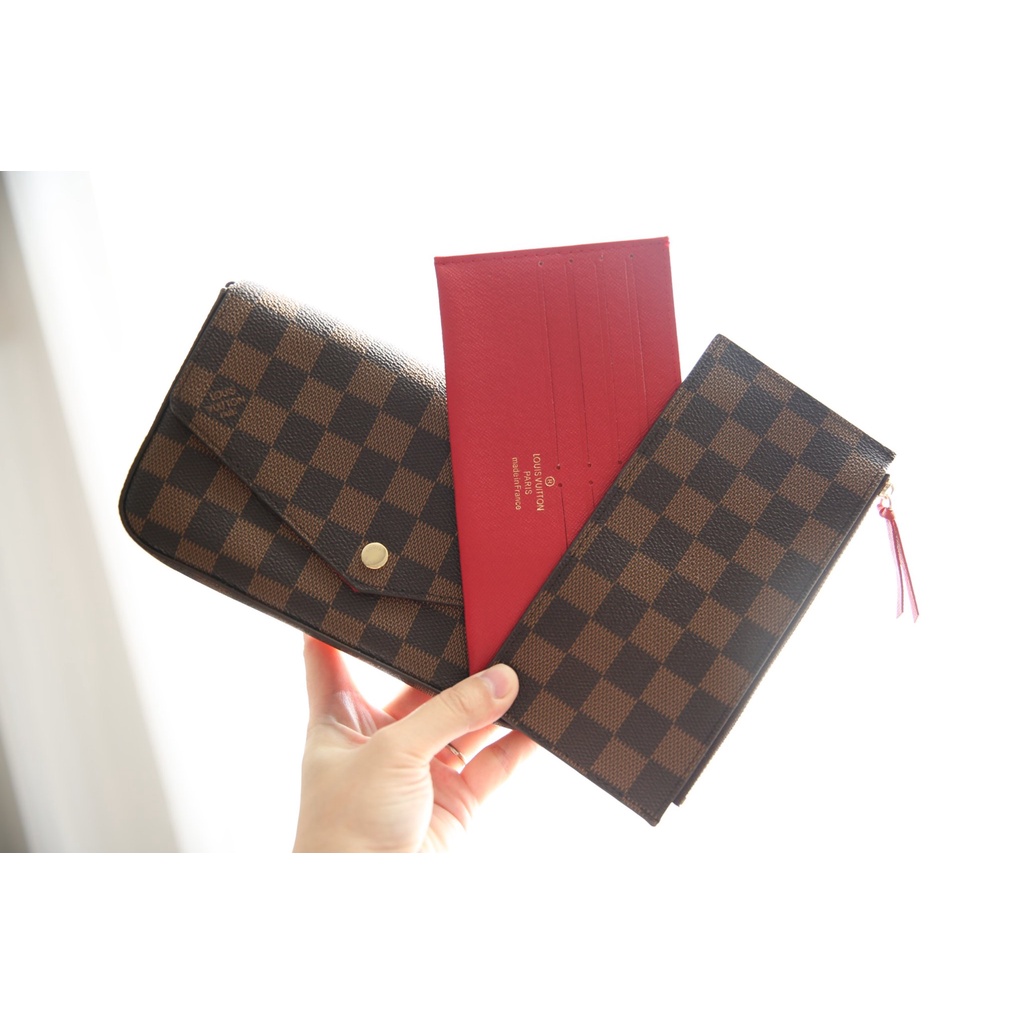 FELICIE SPSL FULLBOX Da Thật sz22cm kèm 2 ví nhỏ,quai xích