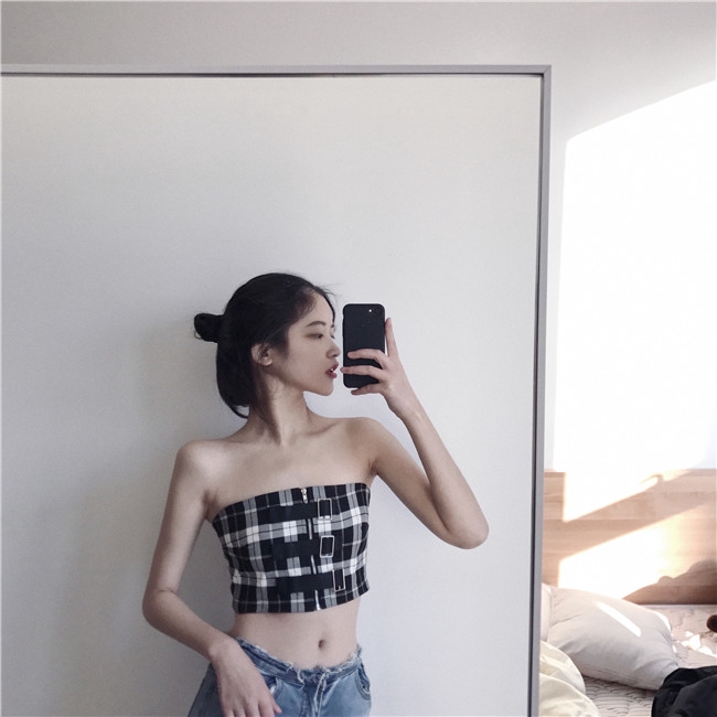 Áo croptop trễ vai kẻ sọc ca rô thiết kế trẻ trung cho nữ Chất Đẹp