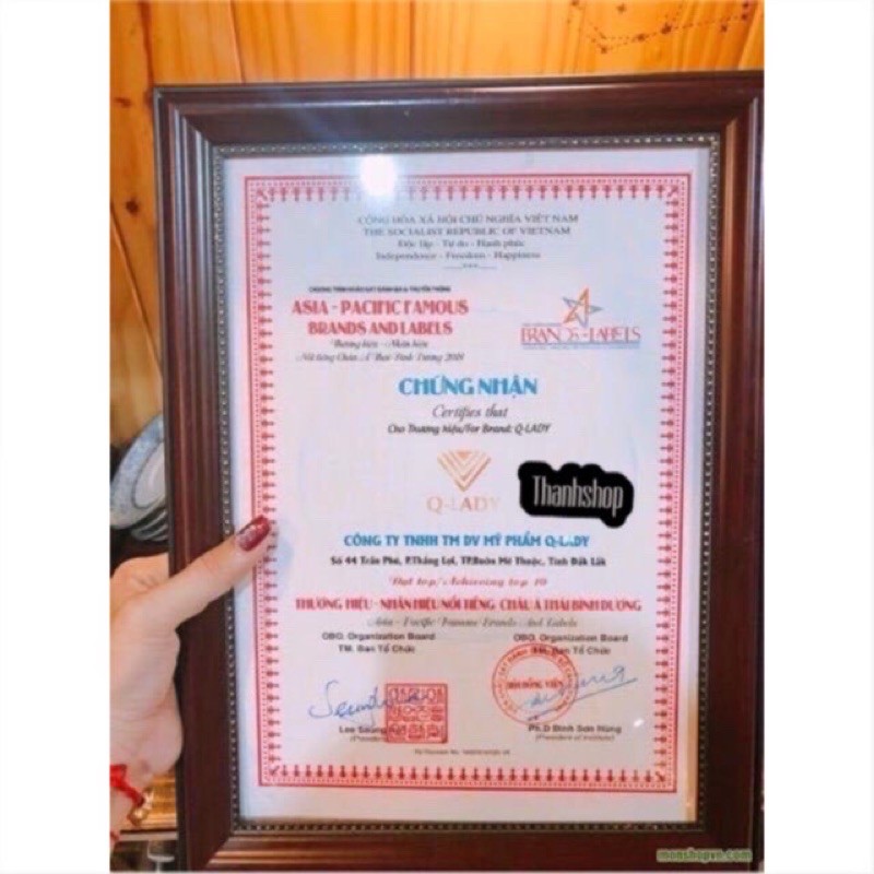 Mặt nạ châm vàng 24k