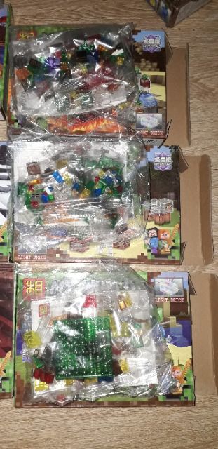 Lắp ráp 1 hộp Minecraft MyWord 93026 có từ 100 chi tiết bằng nhựa ABS