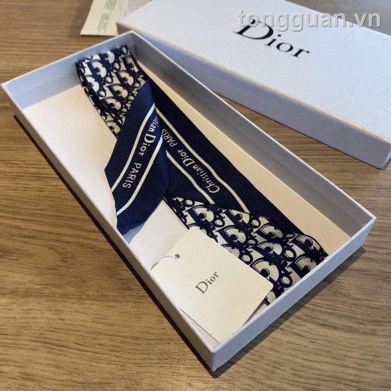 Upscale Khăn Choàng Lụa Cỡ Lớn Hình Hoa Nhỏ Thương Hiệu Lớn Phong Cách Vintage