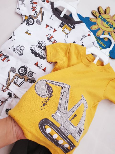 Bộ bé trai Carter Bozip hình cần cẩu