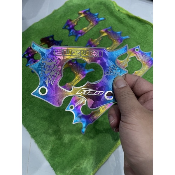 Tem dán chảng ba satrria raider