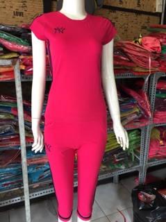 Set đồ bộ mặc nhà lửng giảm giá 40%