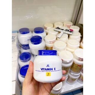 Kem Dưỡng ẩm vitamine Thái Lan hàng chuẩn