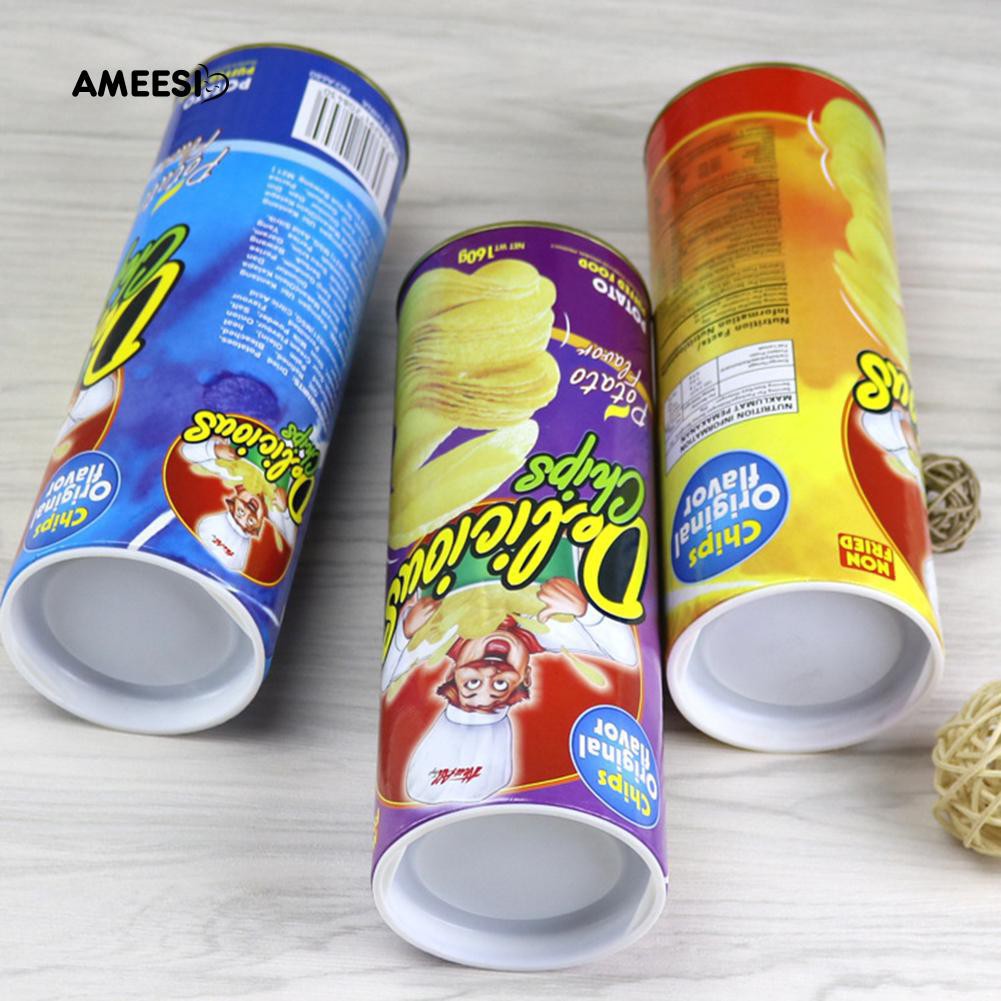 Hộp bánh đồ chơi mô phỏng con rắn gây bất ngờ cho mọi người  Xyiyi