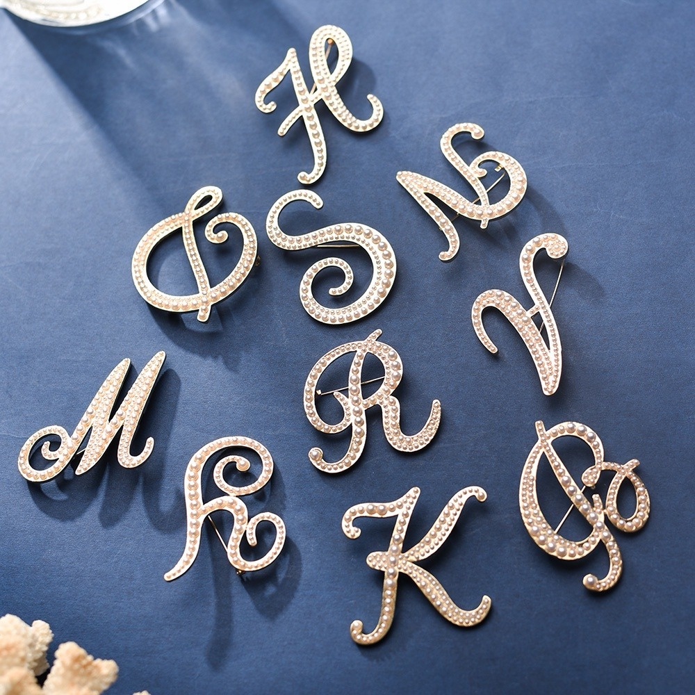 Ghim Cài Áo Hình Chữ Cái Đính Ngọc Trai Nhân Tạo Thời Trang