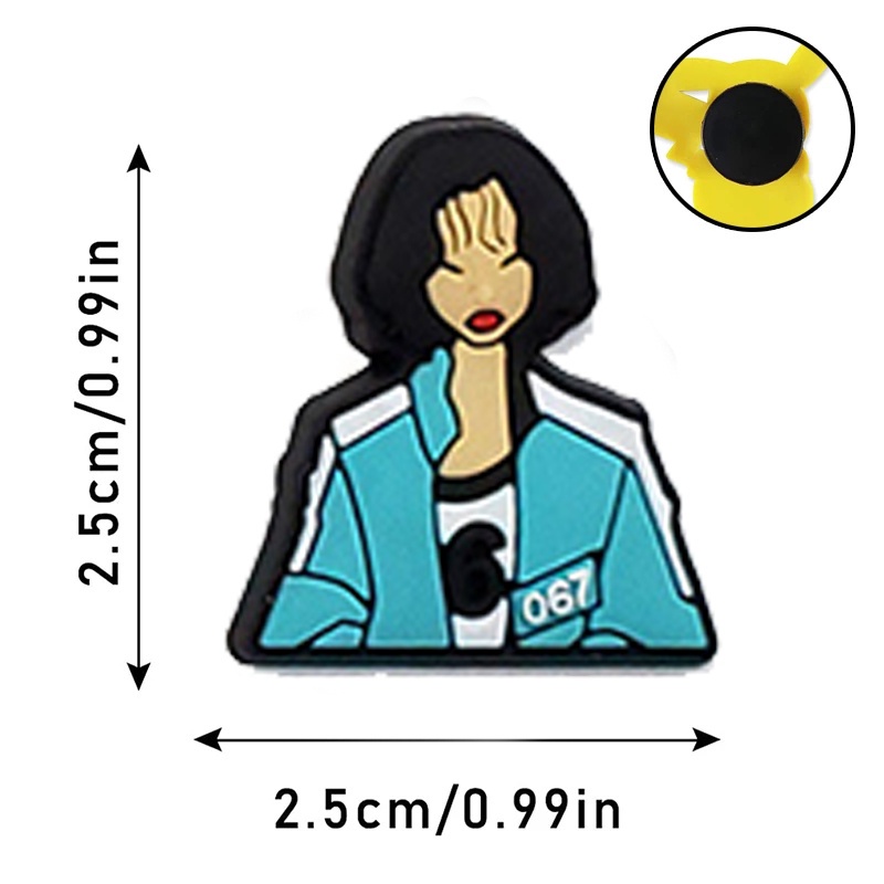 Phụ kiện trang trí dép hình nhân vật trong phim "Squid game"