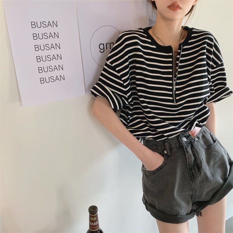 Áo Thun Tay Ngắn Cổ Tròn Họa Tiết Kẻ Sọc Dáng Rộng Thời Trang Mùa Hè Hàng Mới Dành Cho Nữ 2022