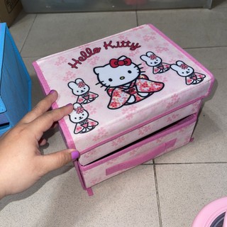 Tủ vải Kitty Doraemon doremon