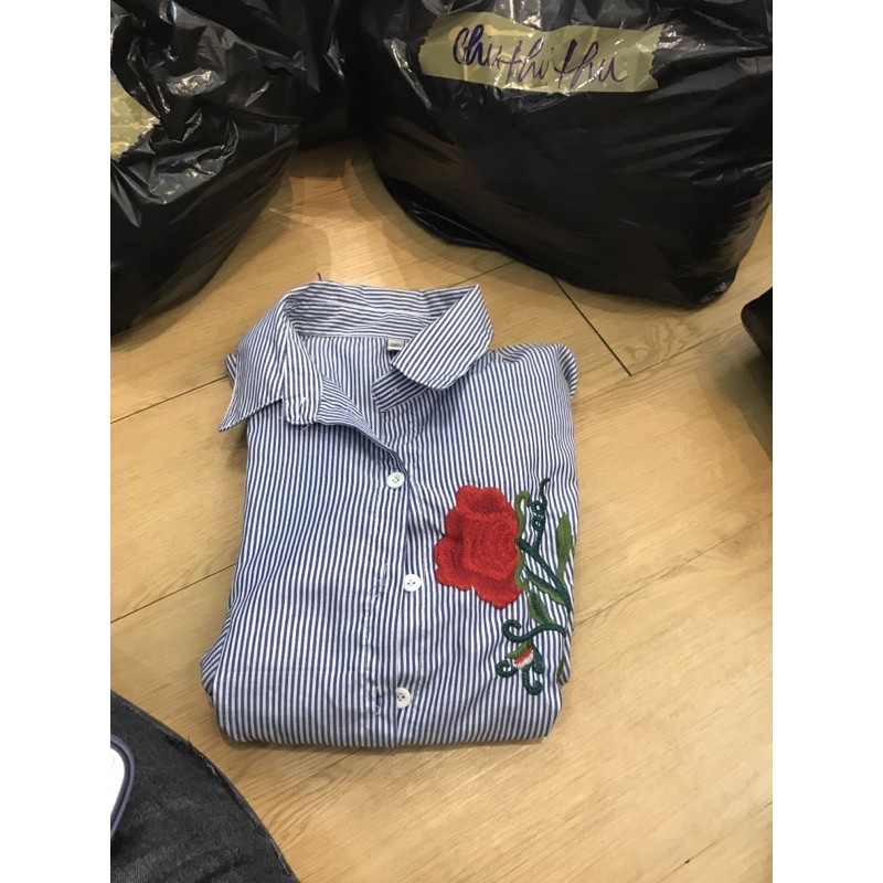 quần áo khách đặt livestream shoppe