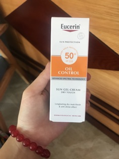  Kem chống nắng Eucerin Oil Control SPF50