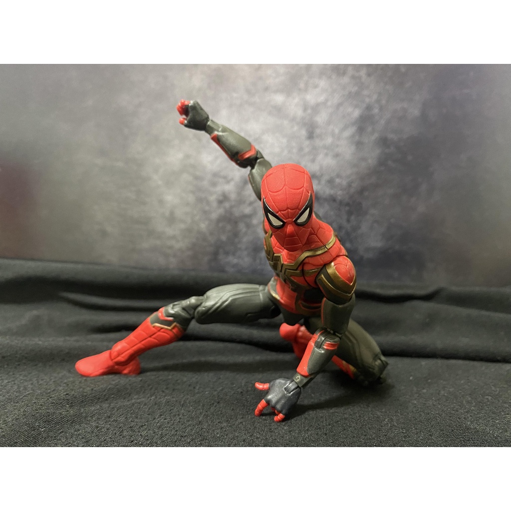 Mô hình Spider Man No Way Home Marvel Legends Integrated Suit