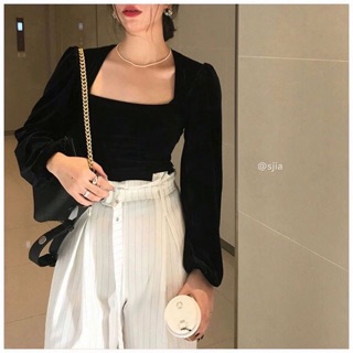 Áo nhung dài tay cổ vuông