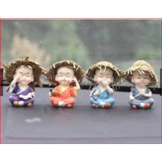 Bộ tượng tứ không đội nón rơm