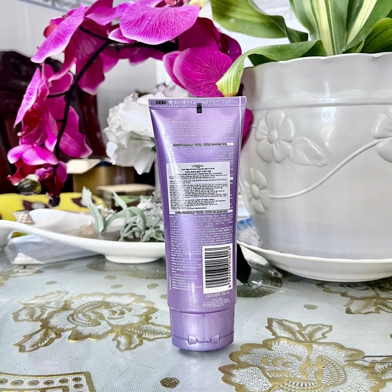 Sữa rửa mặt cấp ẩm L'Oreal Paris Revitalift Hyaluronic Acid 100ml