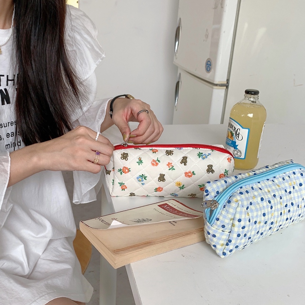 Túi Đựng Bút / Son Môi / Mỹ Phẩm Họa Tiết Hoa Nhỏ Xinh Thời Trang Cho Bạn Gái