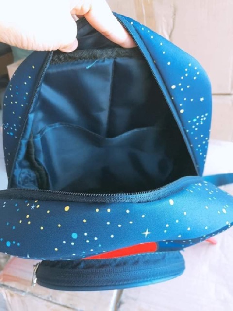 Balo phi hành gia cho bé