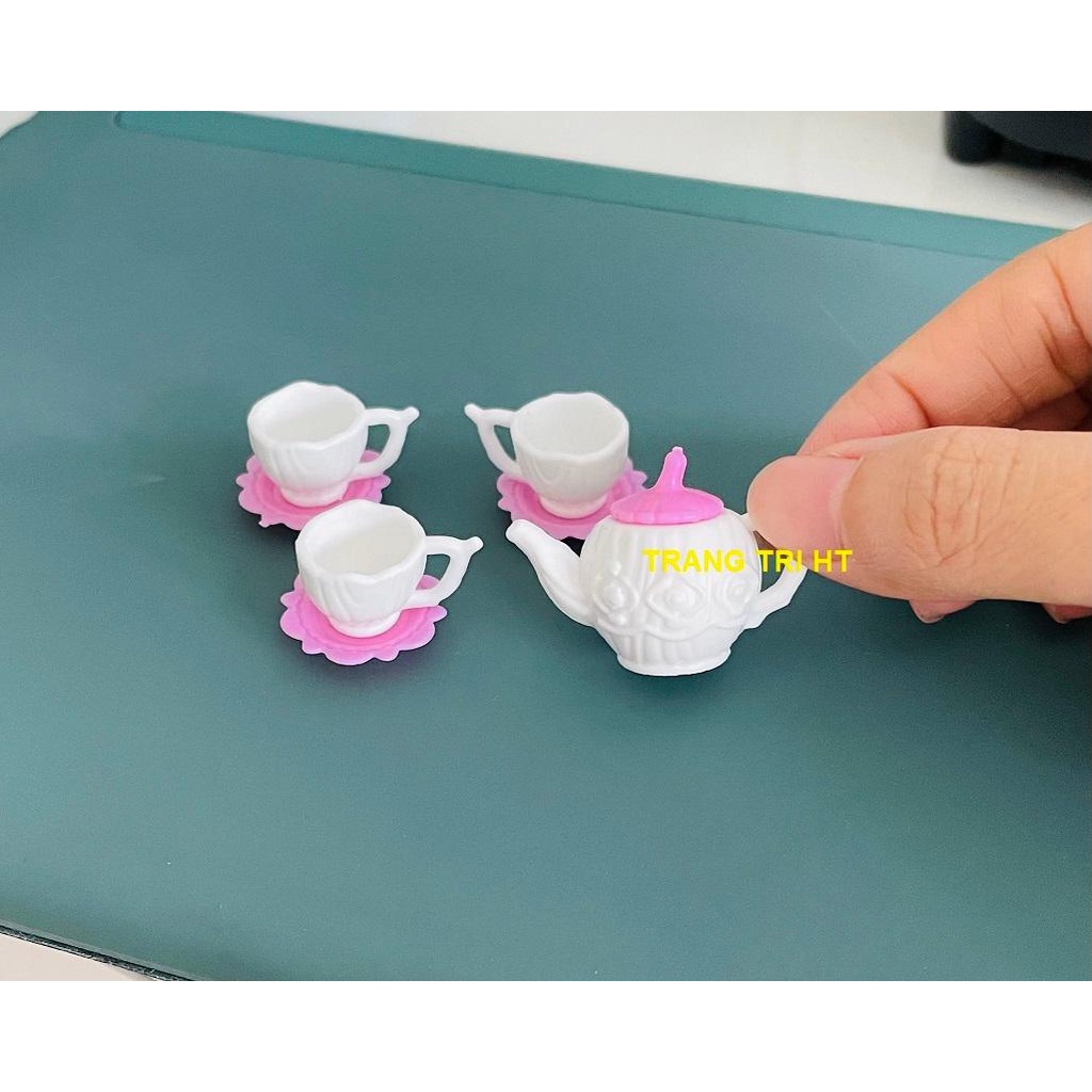 Mô hình bộ tách trà trắng hồng 4 món trang trí nhà búp bê