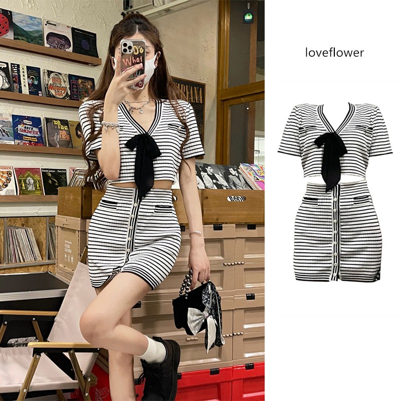 Bộ Áo Dệt Kim Họa Tiết Kẻ Sọc + Chân Váy Thời Trang Cho Nữ | BigBuy360 - bigbuy360.vn