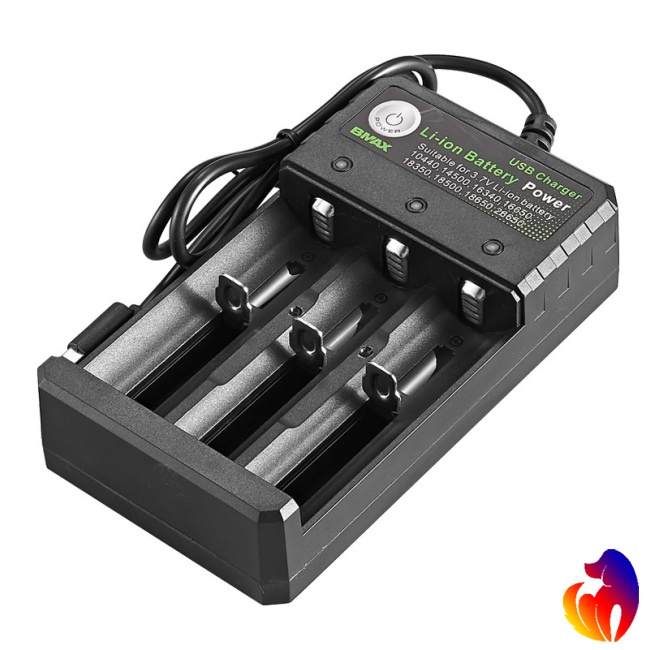 Bộ sạc pin Lithium ba ngăn 18650