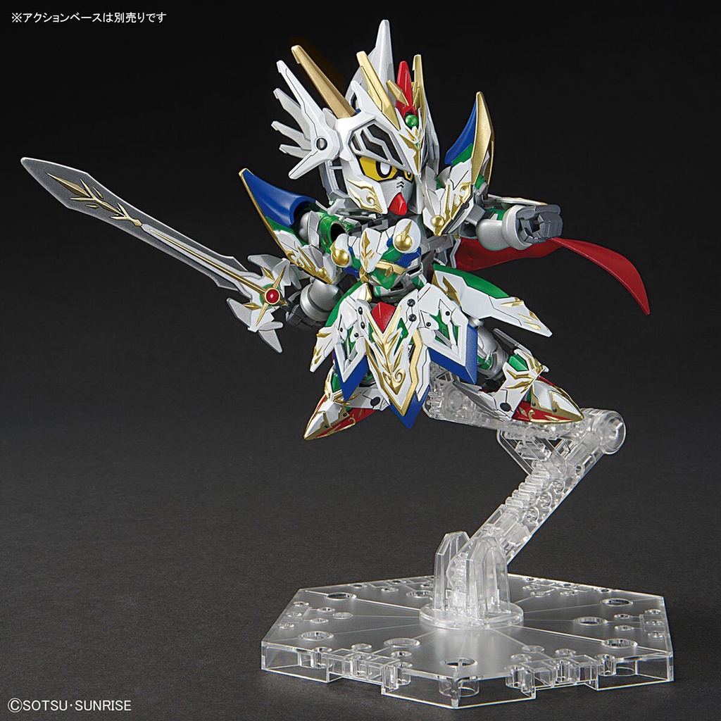 Mô hình lắp ráp SDW HEROES KNIGHT STRIKE GUNDAM Bandai 4573102621740