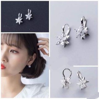 Bông tai hoa năm cánh bạc ý 925