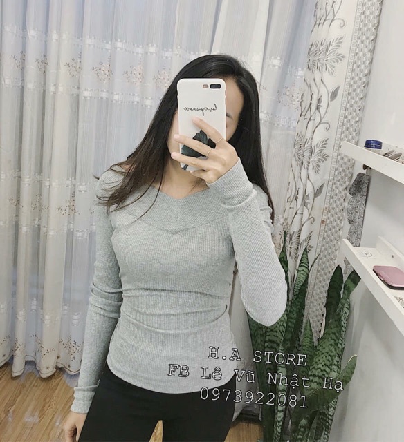 Áo thun trễ vai chất thu co giãn ôm body màu trắng trẻ trung liên hệ fb : Nguyen Hang Nga / 0983378813 để update