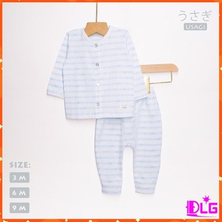 Bộ cài thẳng dài tay sơ sinh kẻ chữ xanh ✓ Dành cho các bé từ 0 - 9 tháng tuổi ✓ Hàng xuất Nhật