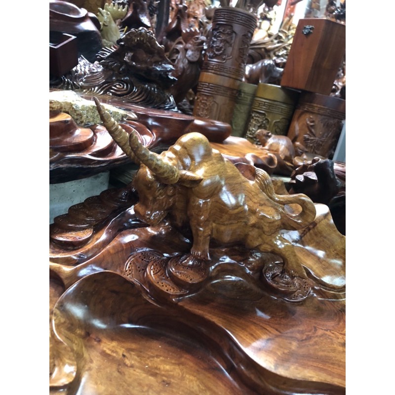 Khay bò tót gỗ hương