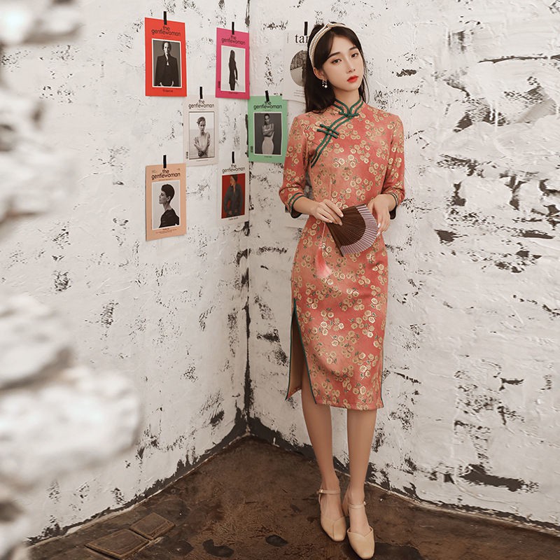 áo mẹ㍿◇2021 phong cách mới sườn xám dài giữa cũ Cô gái Thượng Hải trẻ thanh lịch catwalk phiên bản cải tiến váy