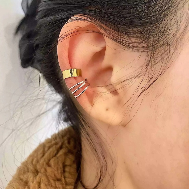 2 Khuyên Kẹp Vành Tai Màu Vàng / Bạc Dễ Thương