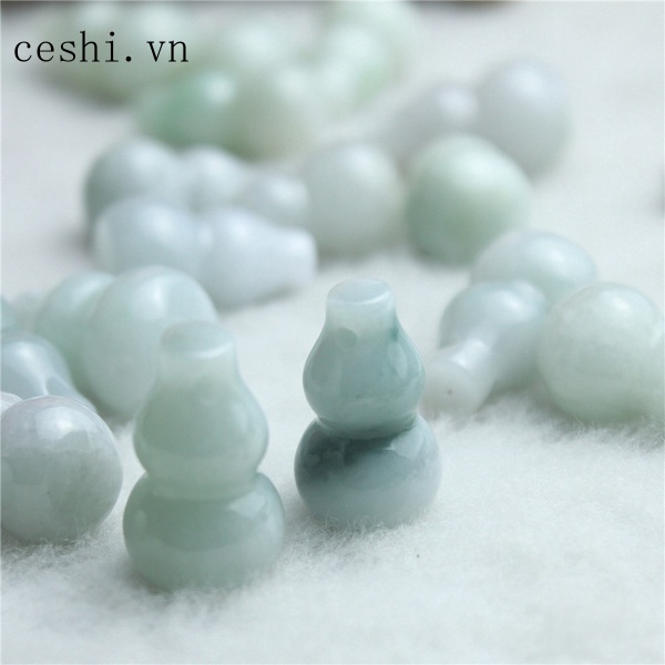 Gourd Shaped Natural Jade Necklace