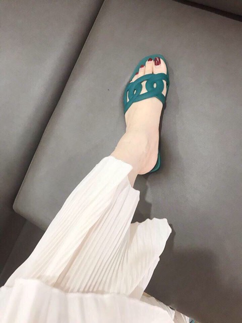 Dép lê sang chảng