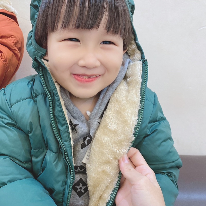 Áo Phao Cho Bé Dáng Ngắn Siêu Nhẹ Lót Lông Cừu Cực Ấm Mũ Tháo Rời GLP02